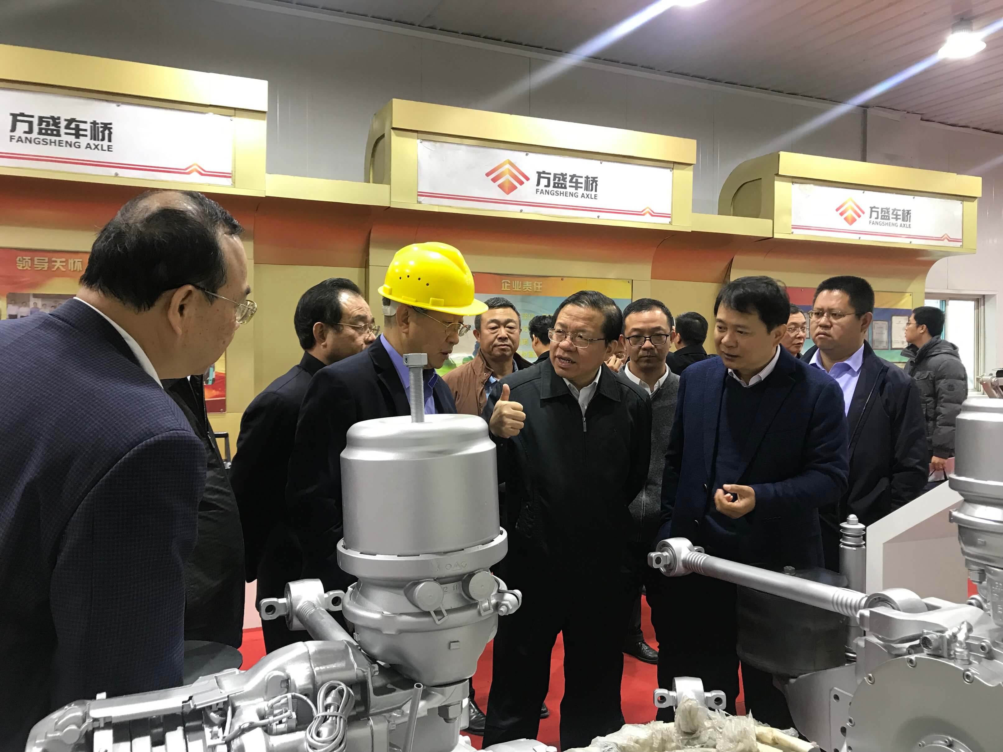 自治區副主席秦如培一行蒞臨方盛車橋公司視察指導工作 (1).JPG